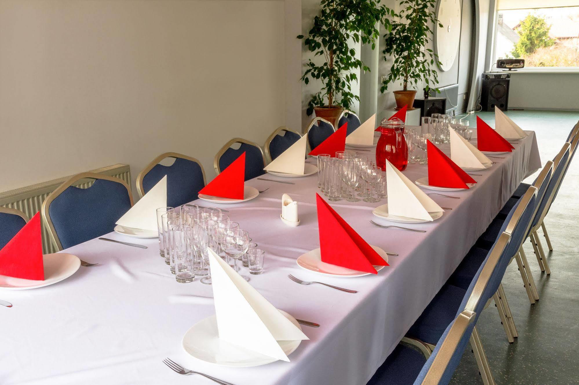 Sporthotel Liepāja Екстериор снимка